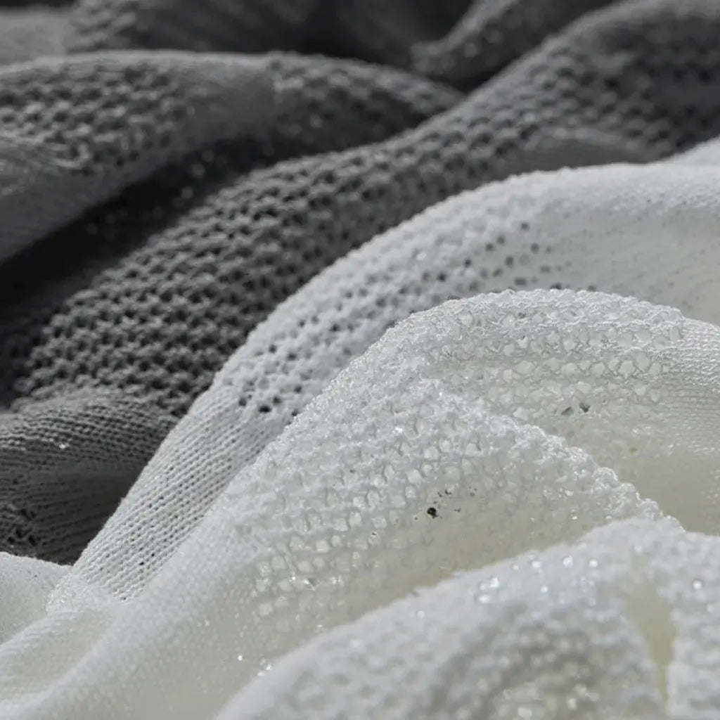 Minimalist Hollow-Out Knit Top - Loran