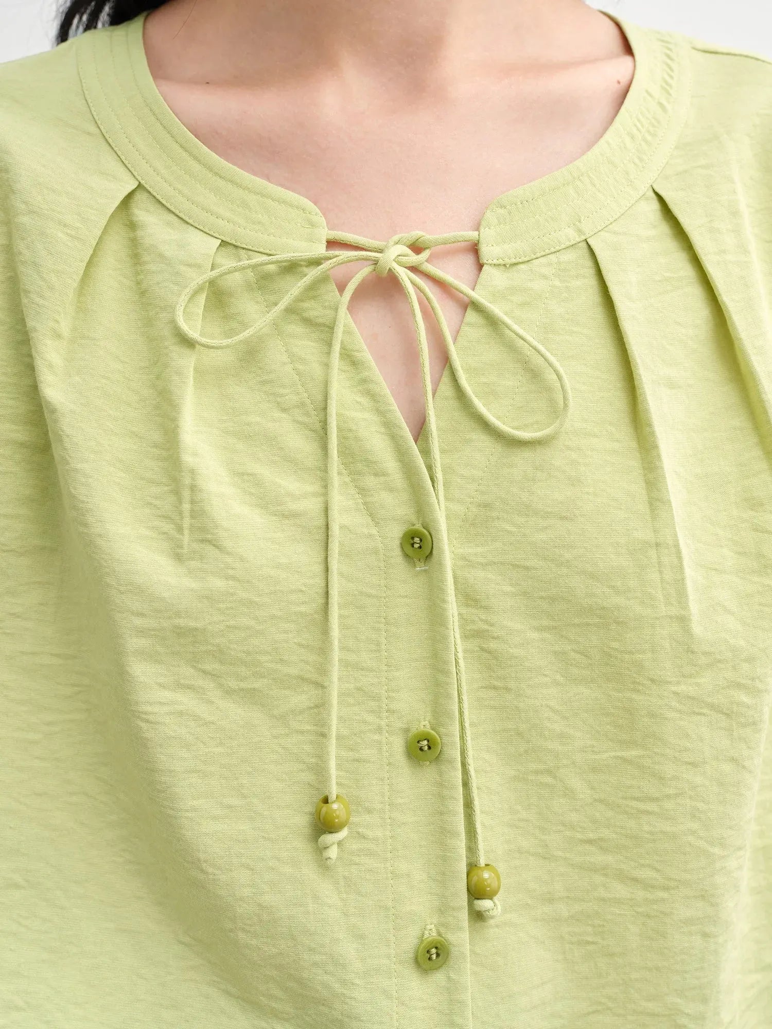 Tie-Waist Linen Shirt for a Flattering Summer Look - Loran