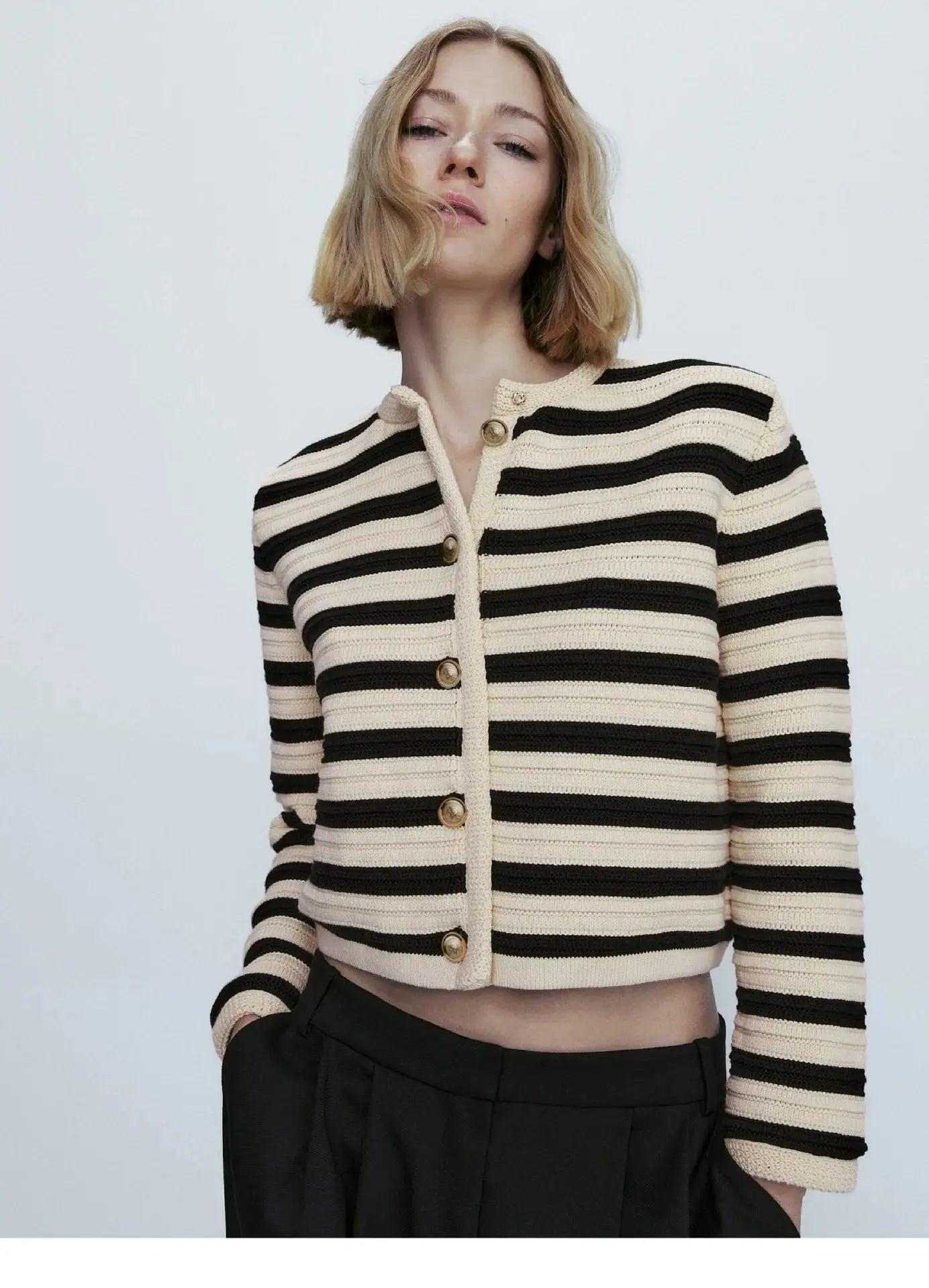 Short Button-Down Autumn Sweater LORAN STORE