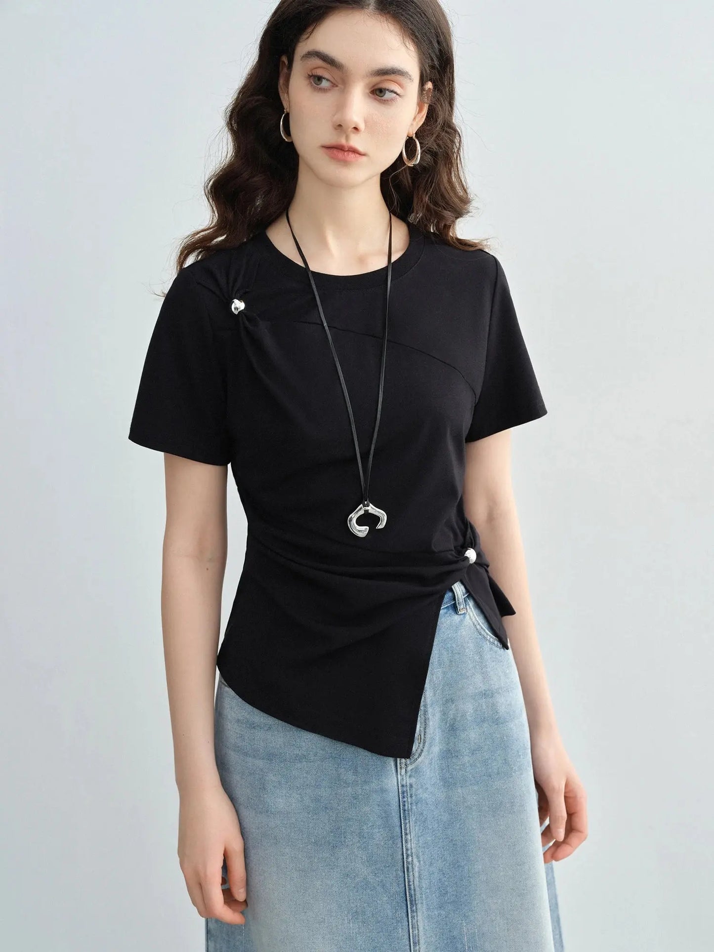 Chic Minimalist Short-Sleeve Top LORAN STORE