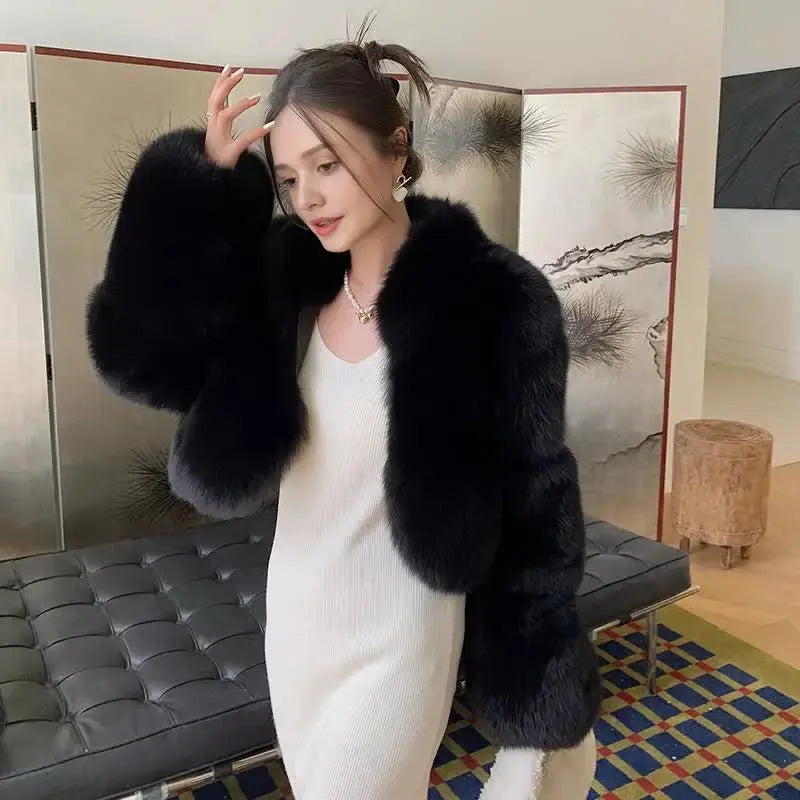 Natural Fox Fur Coat: Short, Wild, & Young Catwalk Style - Loran