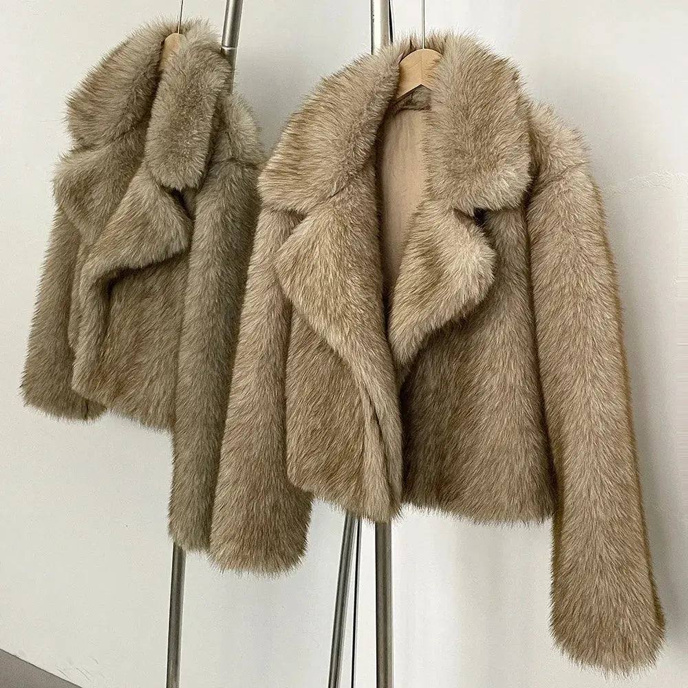 Women's Vintage Faux Fur Jacket - Loran