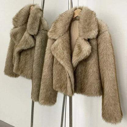 Women's Vintage Faux Fur Jacket - Loran