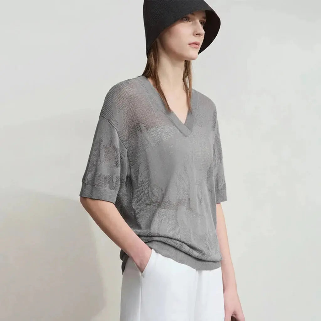 Minimalist Hollow-Out Knit Top - Loran