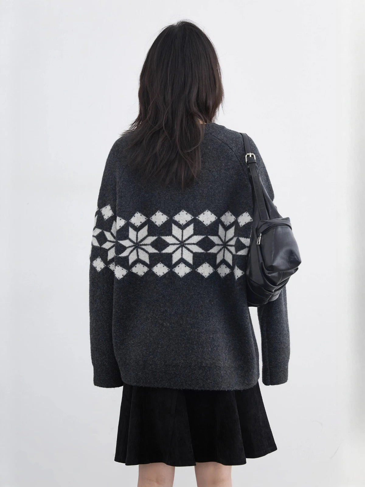 Snowflake Round Neck Knitted Pullover - Winter Jumper Loran