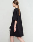 Elegant Mid-Length Knit Dress with Short Sleeves