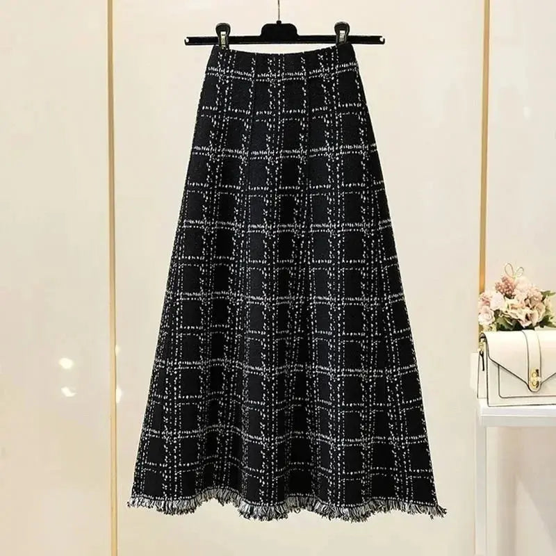 Korean-Style Autumn/Winter Knitted Skirt - Loran