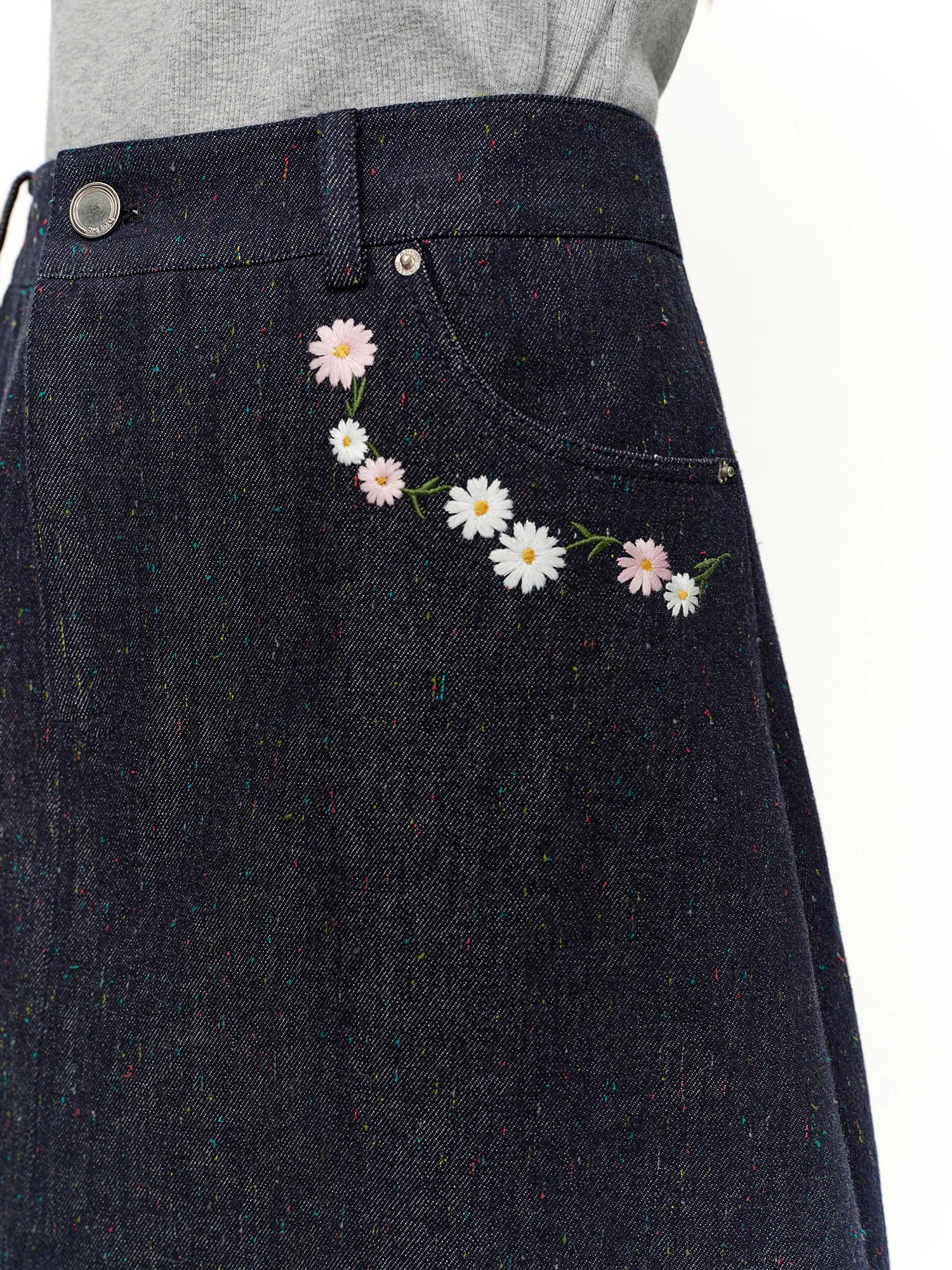 DUSHU Women Floral Embroidered Colorful Dot Denim Skirt Spring 2026 New Arrival Slimming High-Waisted A-Line Thigh Length Skirt Loran