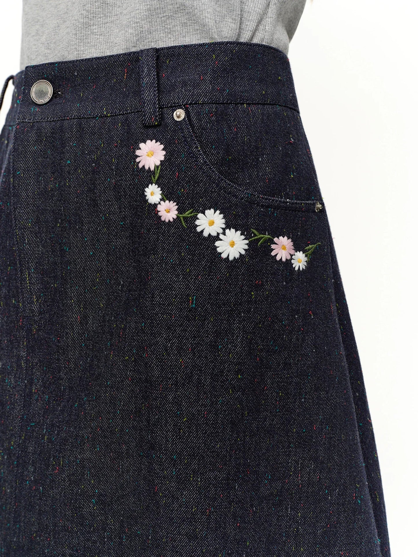 DUSHU Women Floral Embroidered Colorful Dot Denim Skirt Spring 2026 New Arrival Slimming High-Waisted A-Line Thigh Length Skirt Loran