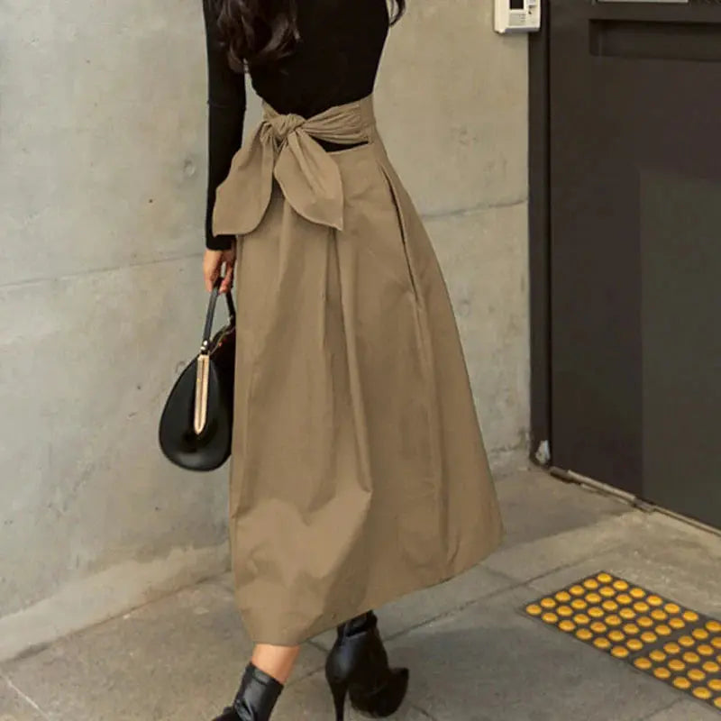 Solid Color Elegance: Slimming High-Waist Skirt with Bow Detail - Loran