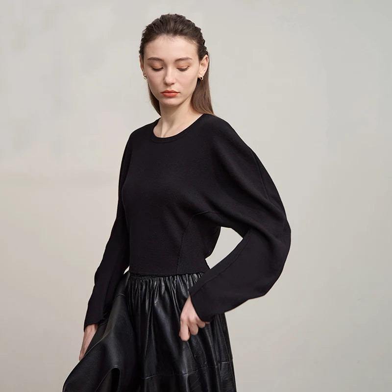 Minimalist O-Neck Pullover Sweater