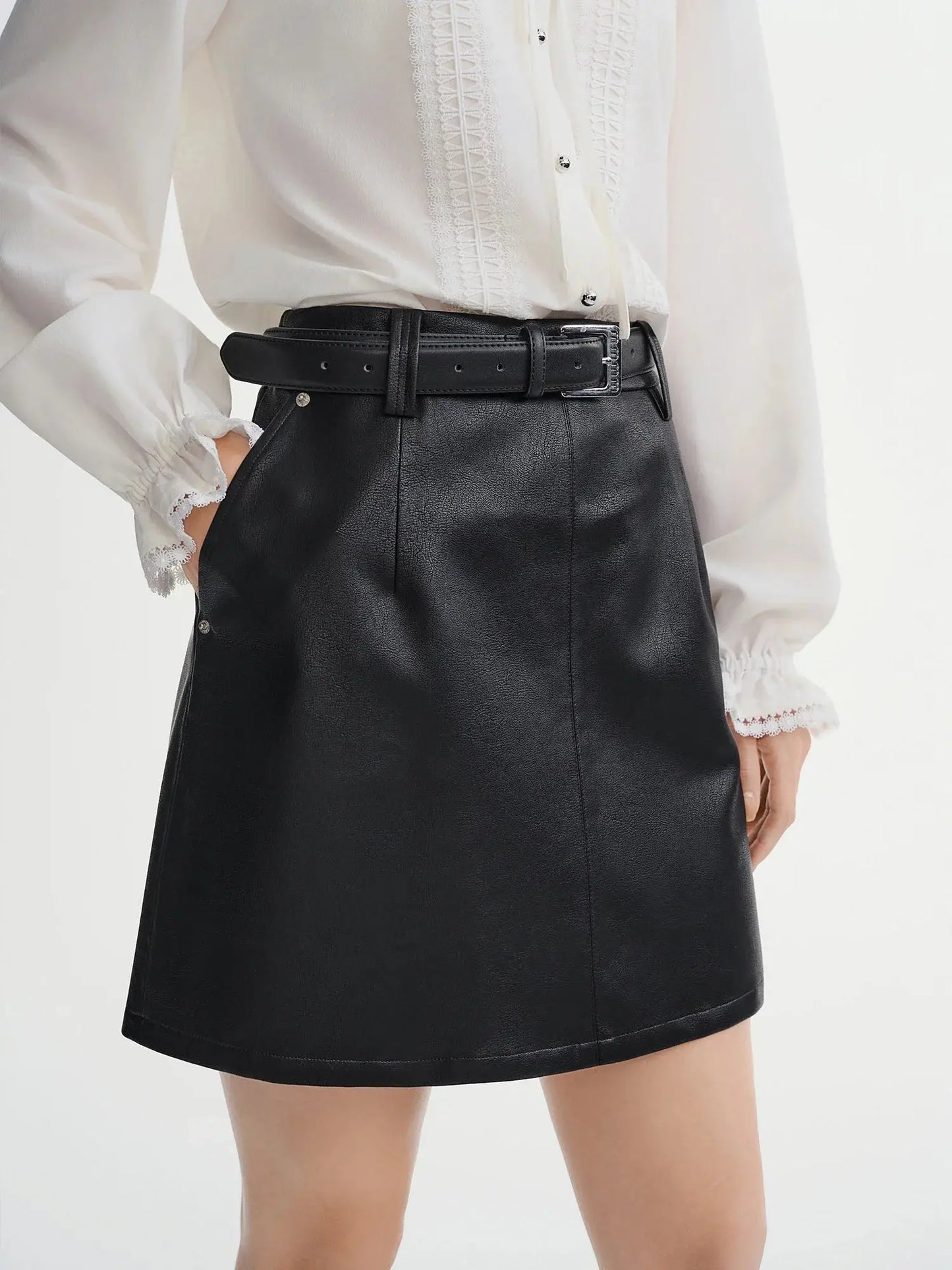 Plus-Size High-Waisted Leather Skirt - Loran