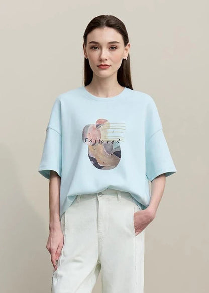 Amii Women's T-shirt 2026 Spring New Casual Crew Neck Down Shoulder Sleeves Printing T-Shirt Women's Loose Cotton Top 12611006 Loran