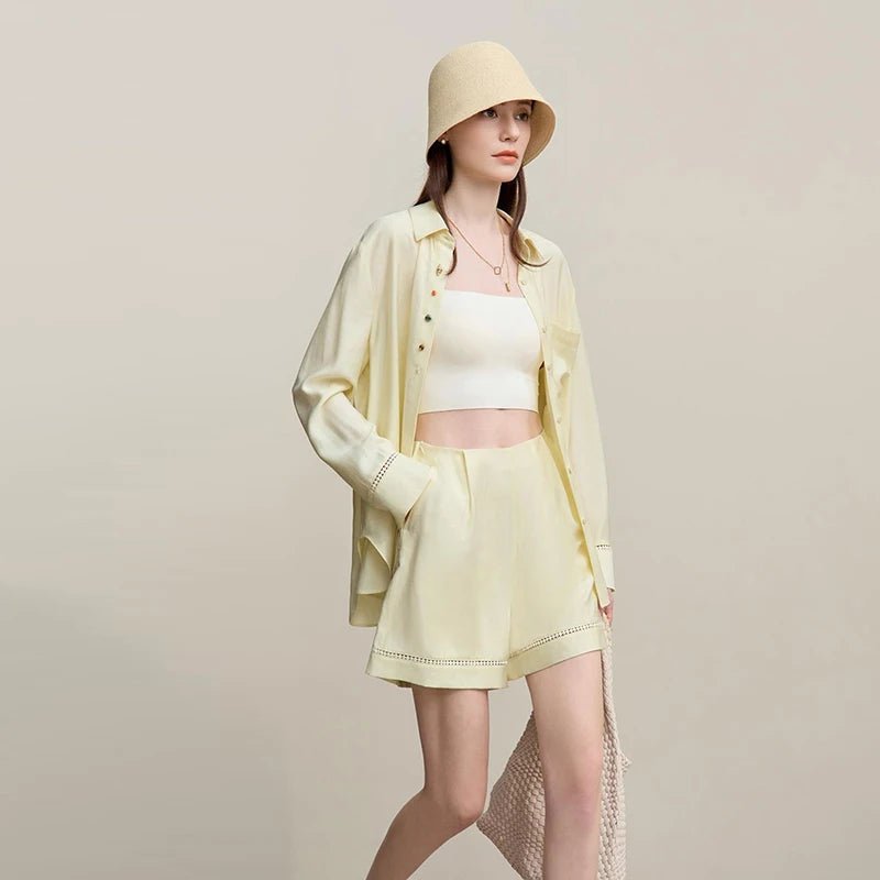 Amii Women's Shorts 2026 Spring New Simple Patchwork Lace Casual Shorts Women's Elegant Hollow Out Loose Wide-leg Pants 12641016 Loran