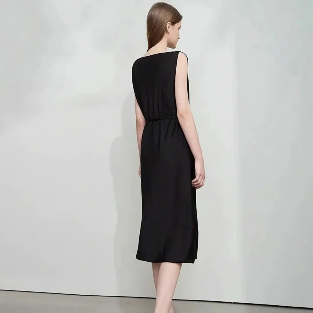 Elegant Black Swing Neck Midi Dress with Thin Belt - Loran