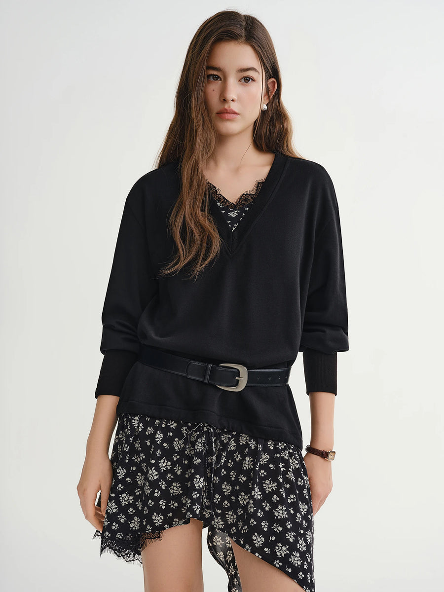 Fake Two-Piece Floral Plus Size Sweatshirt.