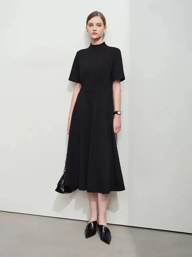 Elegant Autumn Short-Sleeve Drape Dress - Loran