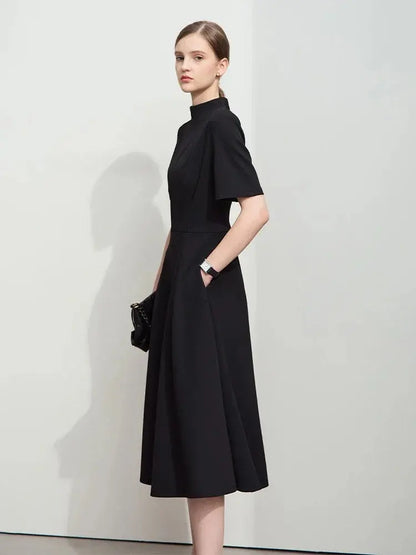 Elegant Autumn Short-Sleeve Drape Dress - Loran