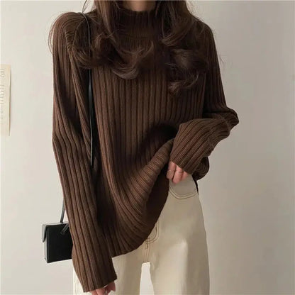 Loose-Fit Turtleneck Sweater for Winter - Loran