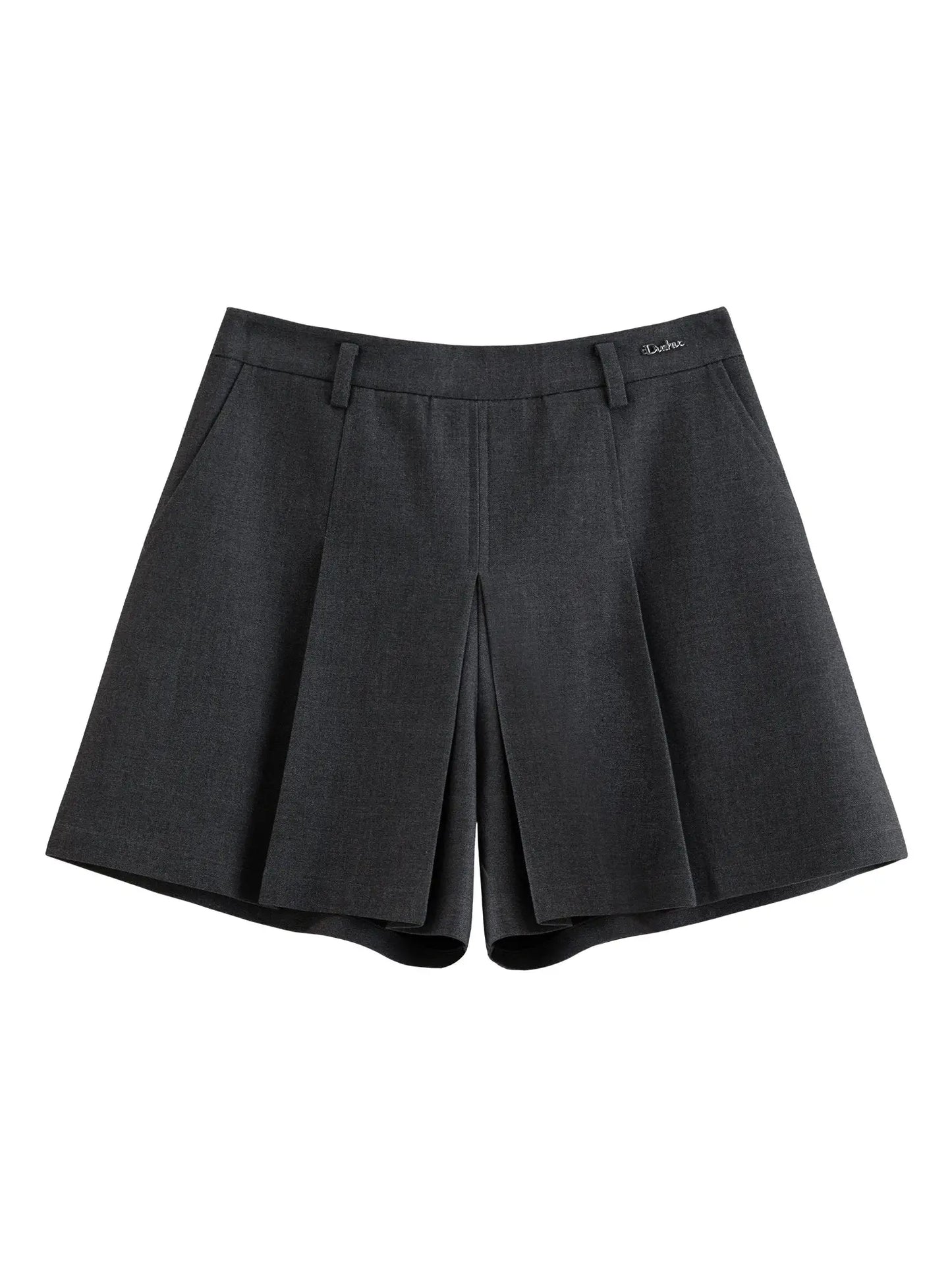 Comfortable and practical pleated shorts - Loran