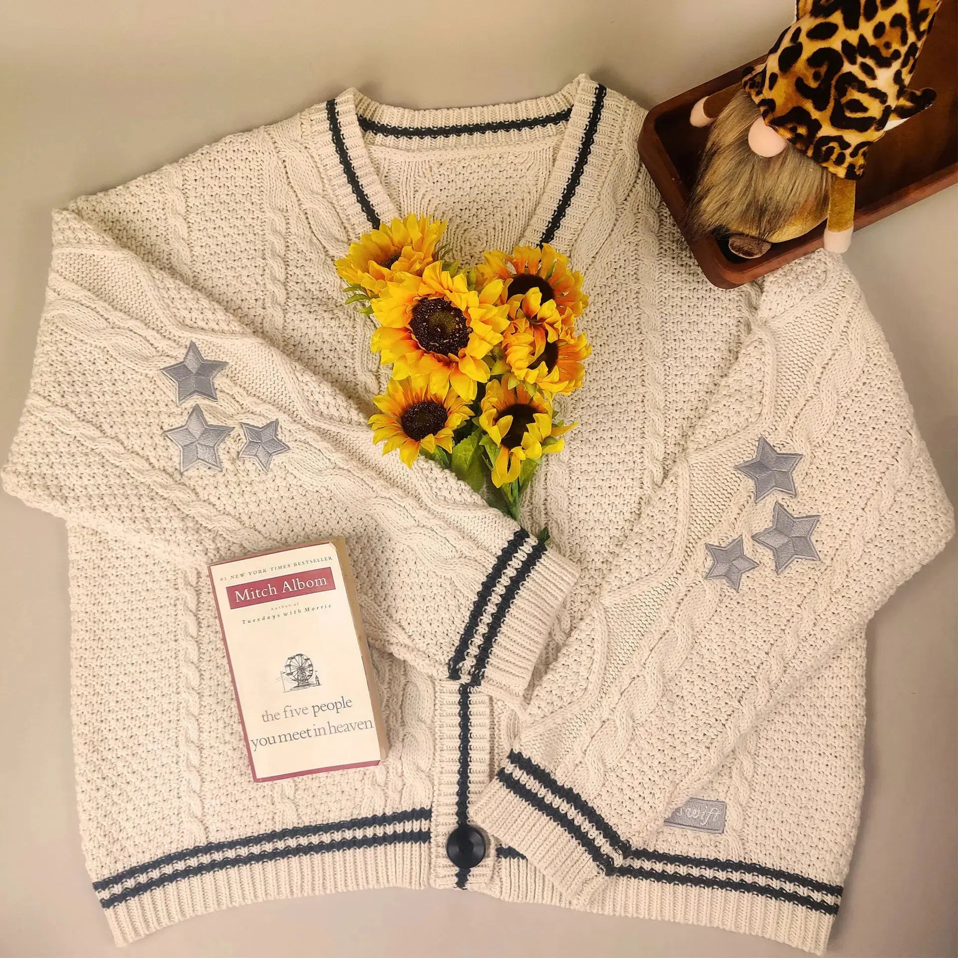 Vintage Star-Embroidered Oversized Cardigan Sweater - Loran