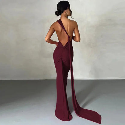 Elegant evening gown for weddings and formal events. - Loran