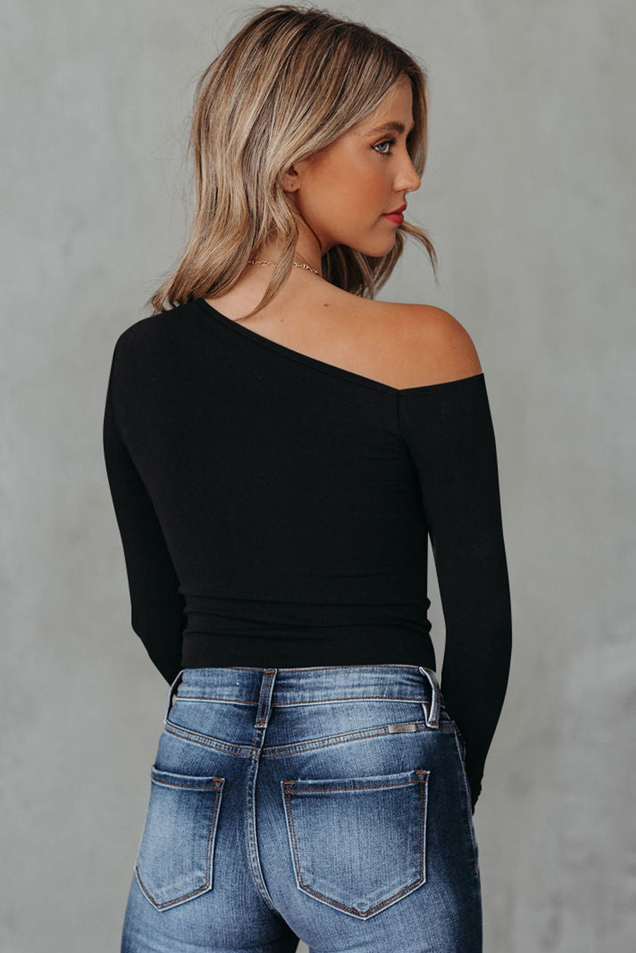  Neck Long Sleeve Top